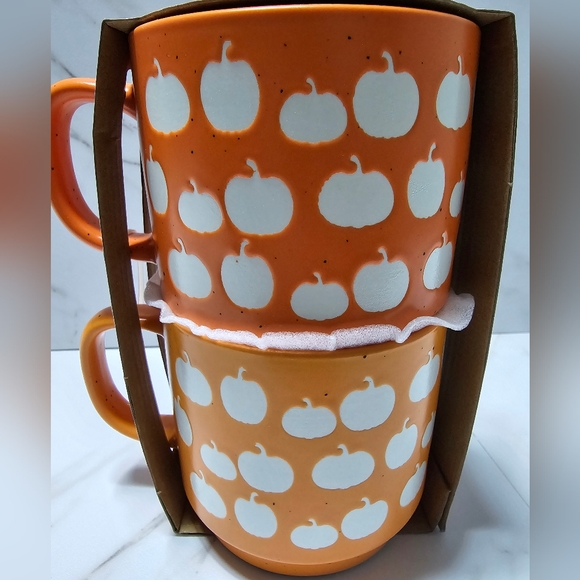 Sheffield Home stackable ceramic pumpkin print mugs - Picture 4 of 5